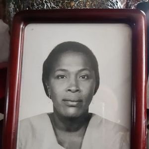 Meet your Posher, Maxine